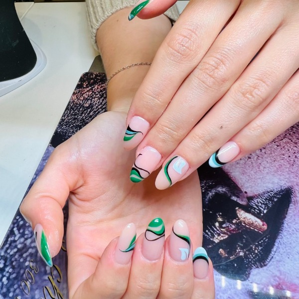 Nails to go Wallisellen