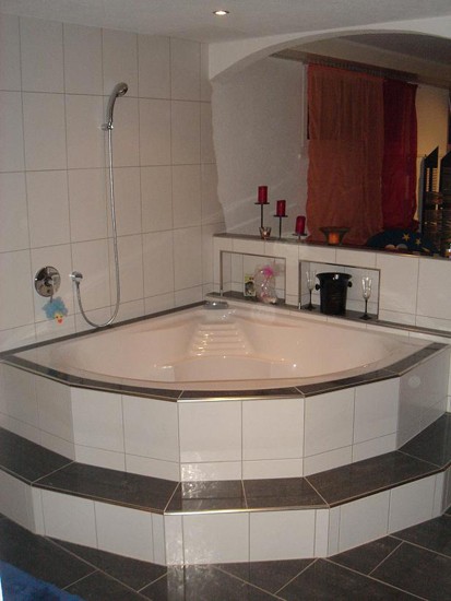 Fischer AG, Malergeschäft